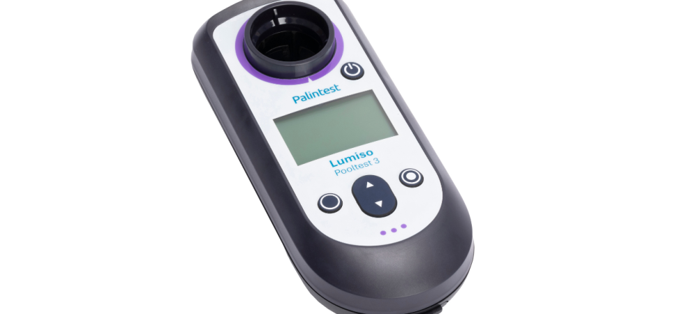 Pool water testing kit for holiday park hot tubs